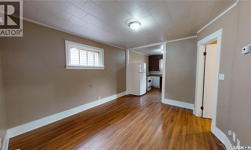 512 J Avenue S Saska...