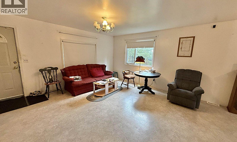 2064 West Fraser Roa...