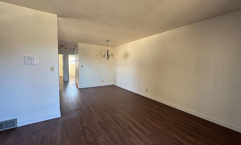 75 Wright Avenue - 7...