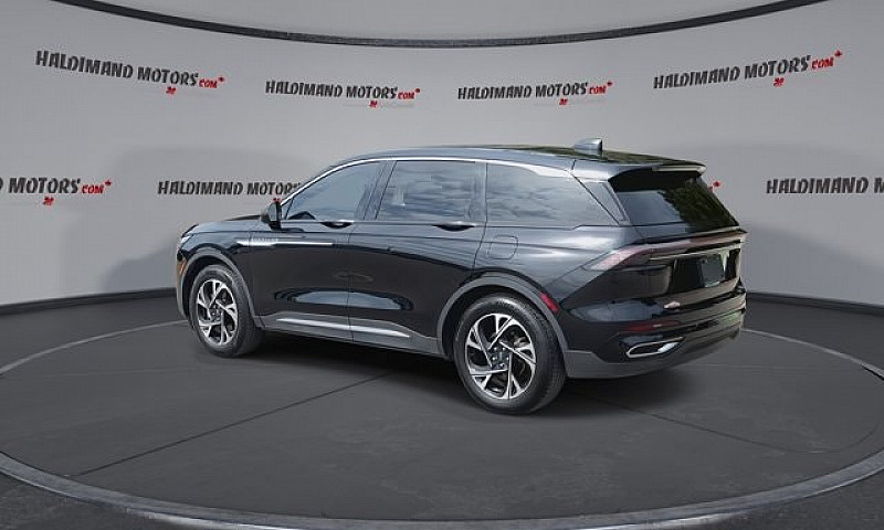 2025 Lincoln Nautilu...