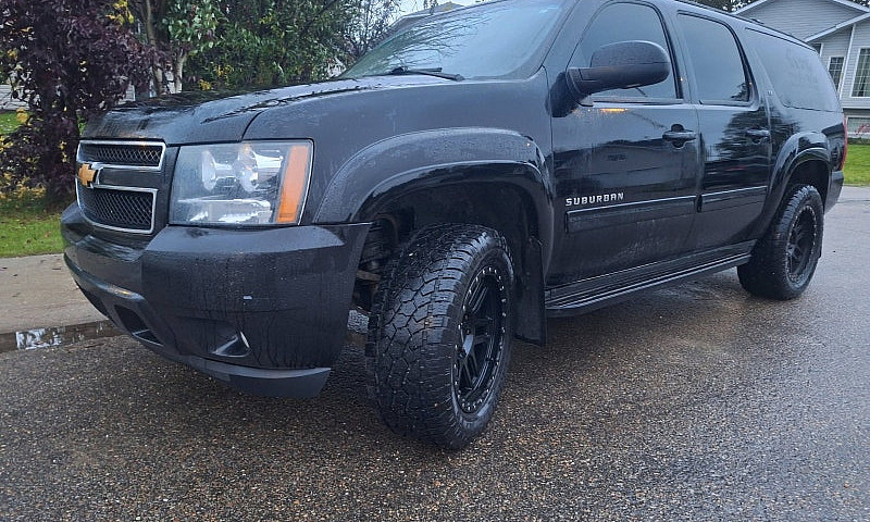 2012 Chevrolet Subur...