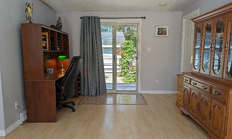 Bright And Spacious ...