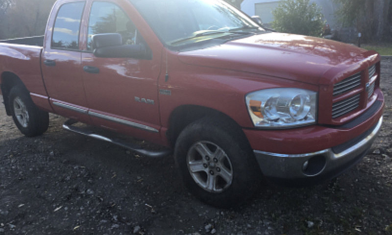 2008 Dodge 1500 Quad...