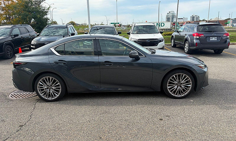 2021 Lexus Is Is 300...