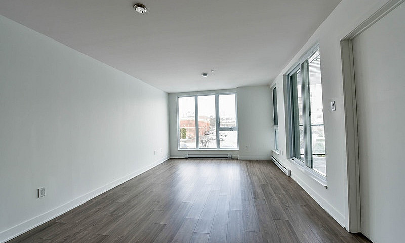 Spacious 1 Bedroom U...