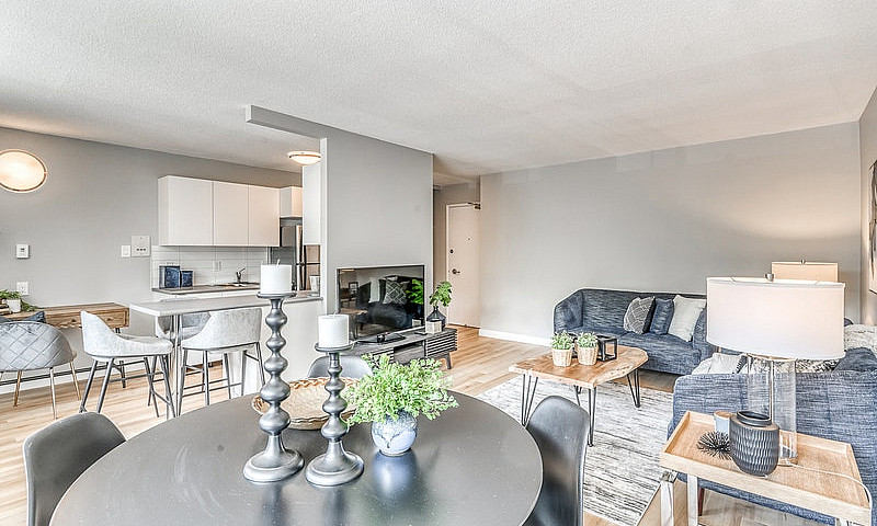 Garneau Place - 1 Be...