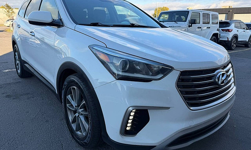 2018 Hyundai Santa F...
