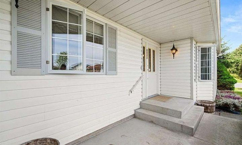 6442 Swanson Street,...