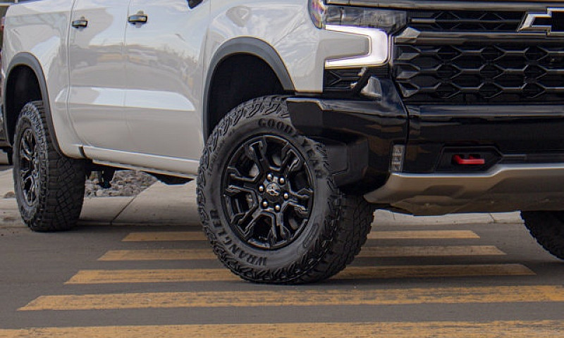 2023 Chevrolet Silve...