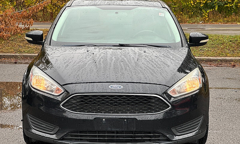 2018 Ford Focus Se *...