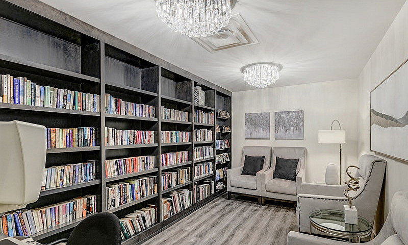 1 Bedroom + Den - 35...