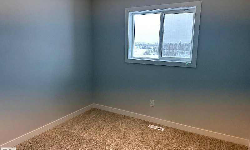 3014 9 St Nw Edmonto...