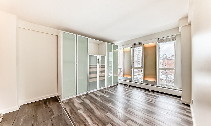 Modern 2 Bed 2 Bath ...