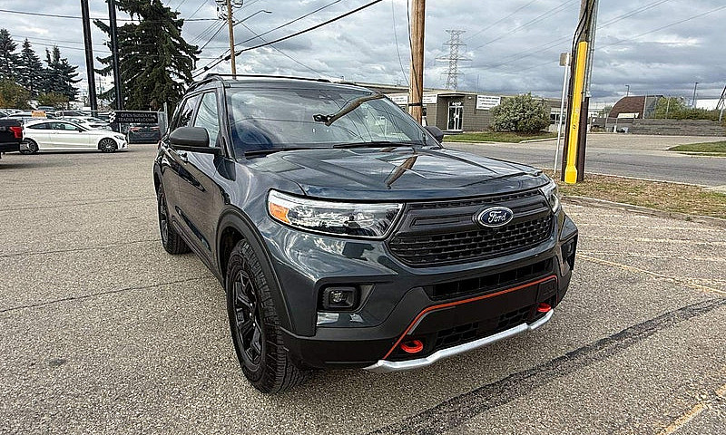 2022 Ford Explorer T...