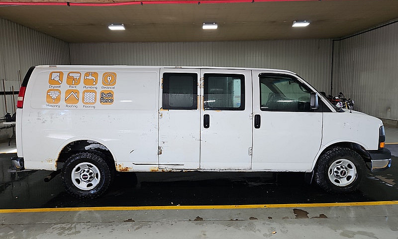 2011 Gmc Savana...