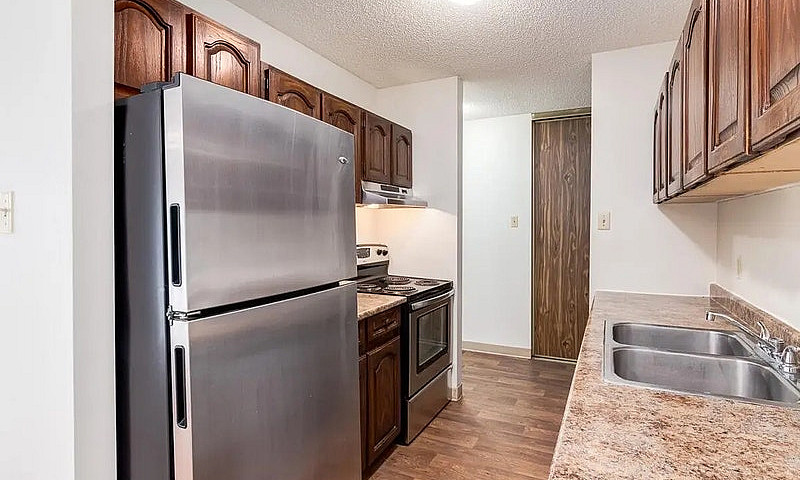 Comfortable Living I...