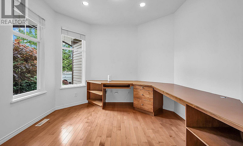 3269 Chartwell Grn C...