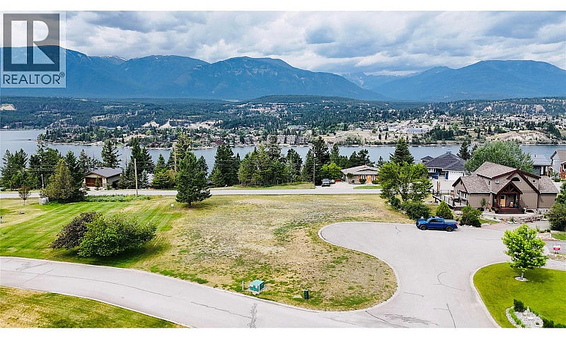 640 Upper Lakeview R...