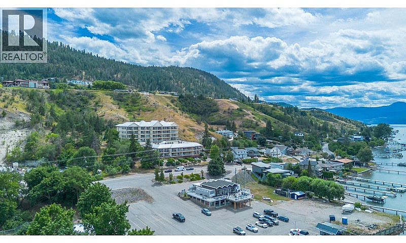 7922 Okanagan Landin...