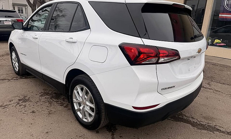 2024 Chev Equinox  L...