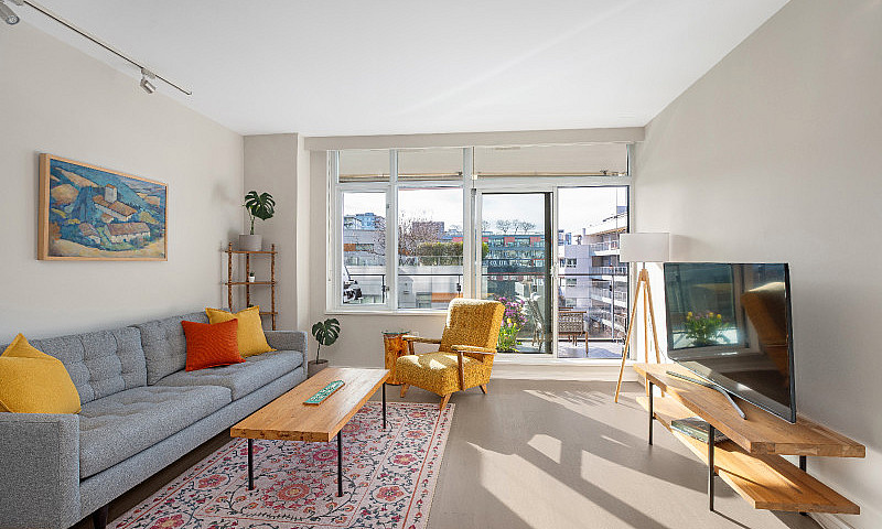 West Facing 1 Bedroo...