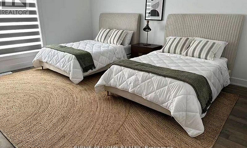 47 Muskoka Bay Boule...