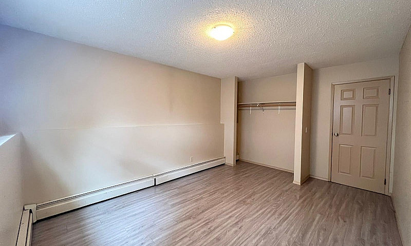 Spacious 2 Bedroom U...