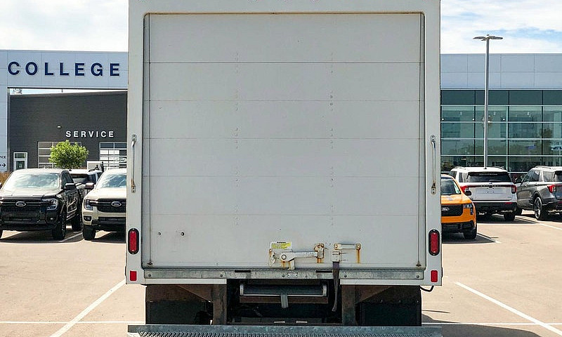2023 Ford E-Series B...