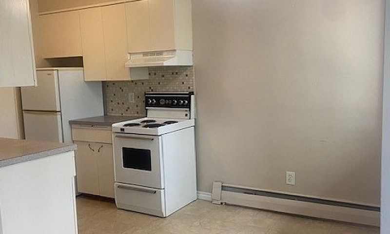 1 Bed 1 Bath Unit In...