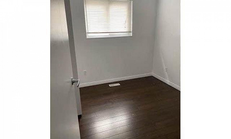 14860 89 Avenue Surr...