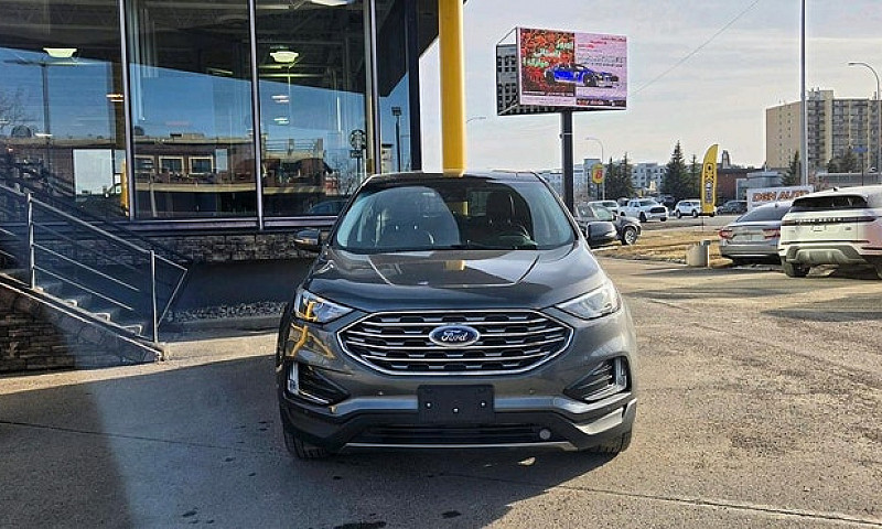 2023 Ford Edge Titan...