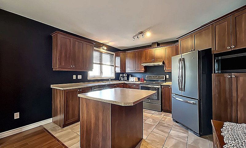 250 000$ - Condo À V...