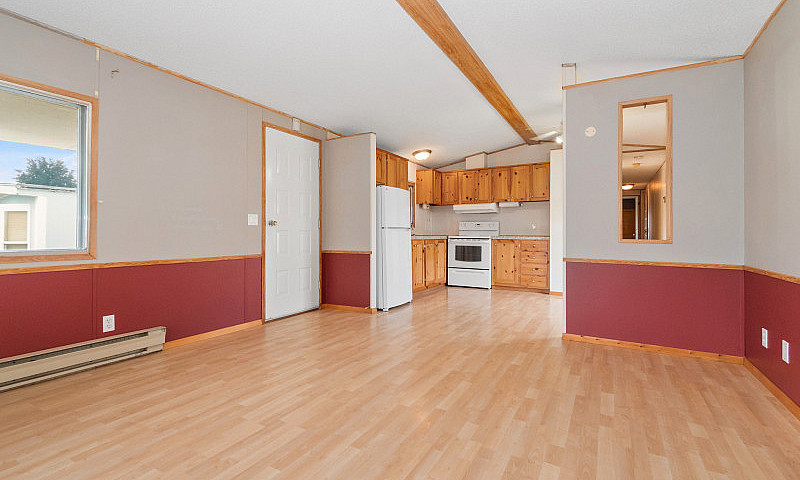 Charming 2-Bedroom D...
