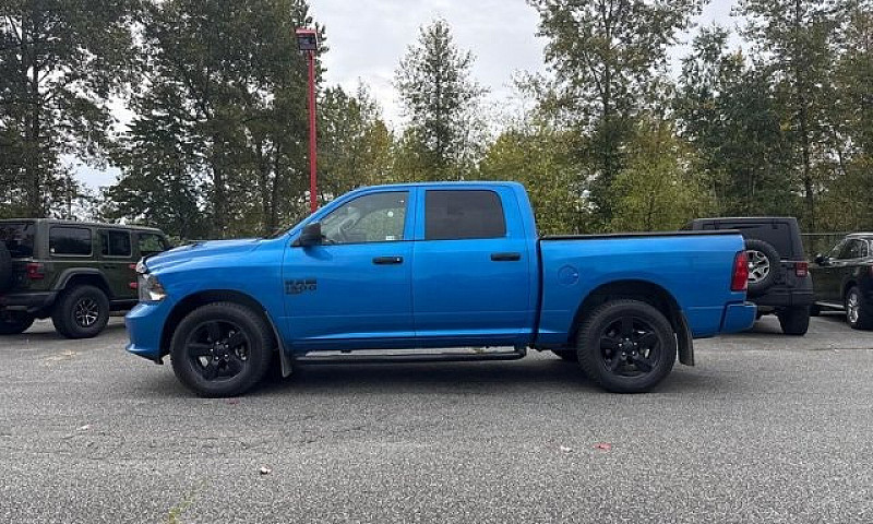 2023 Ram 1500 Classi...