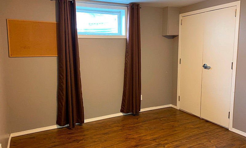 2 Bedroom Basement U...