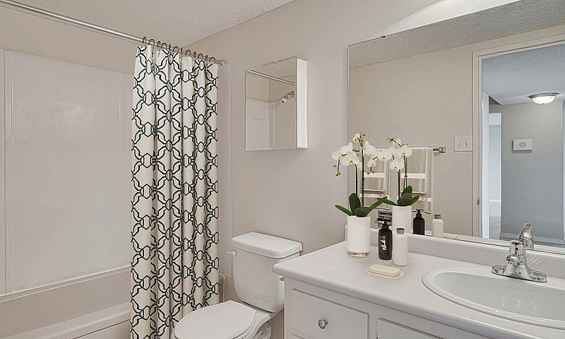 1 Bedroom - 325 5Th ...