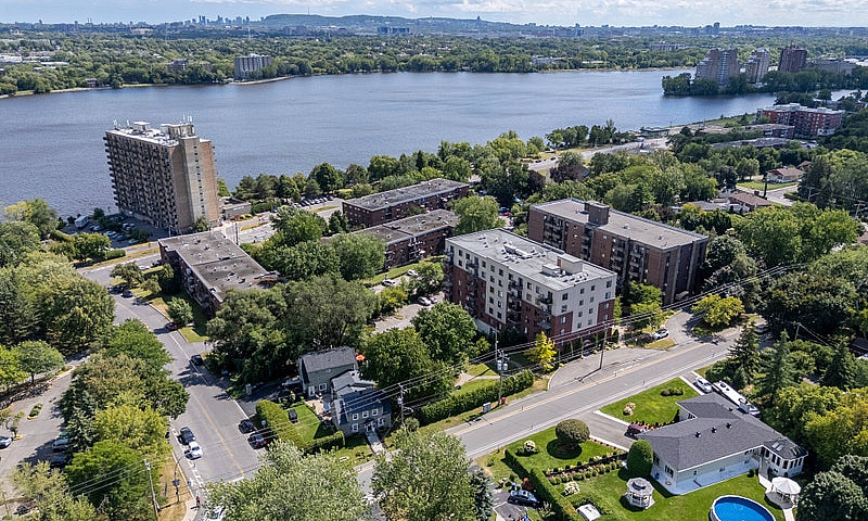 4 1/2 À Louer Laval ...
