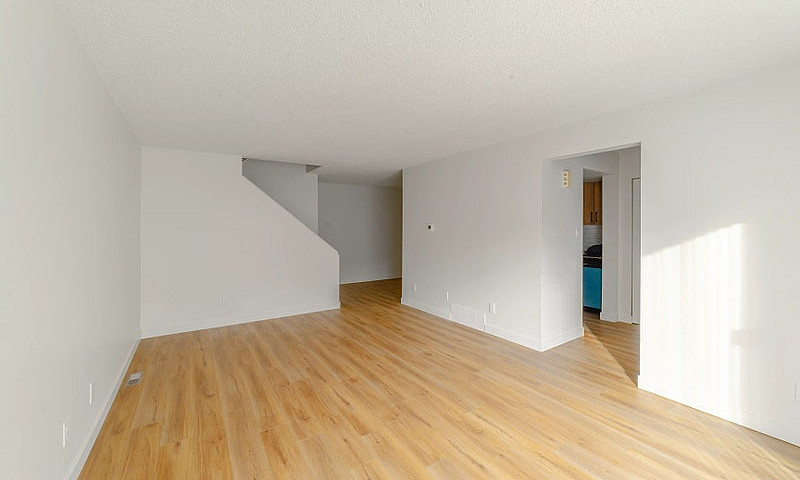Recently Renovated T...