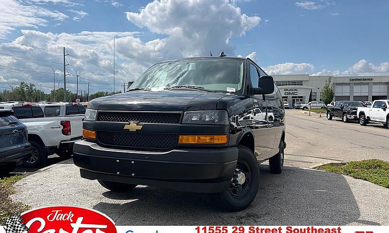 2025 Chevrolet Expre...