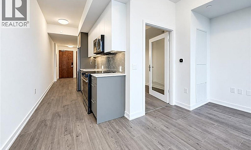 30 Francis Street S ...