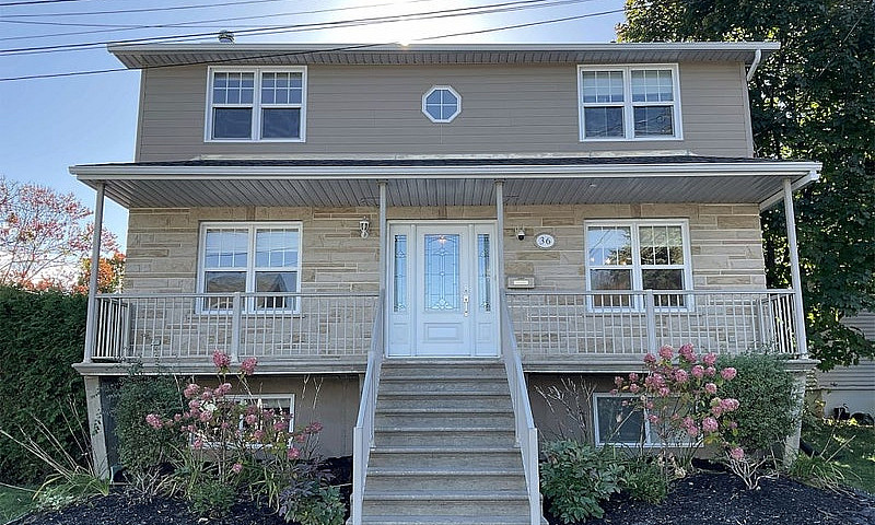 $639,900 - 2 Storey ...
