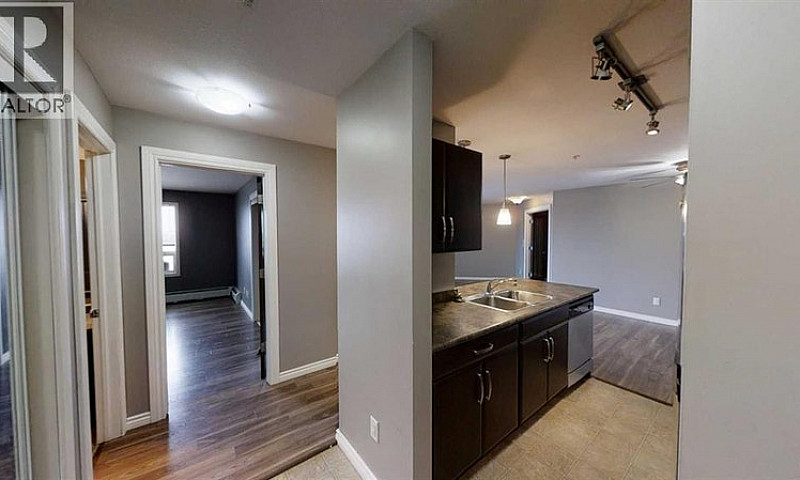 9120 96 Avenue Grand...