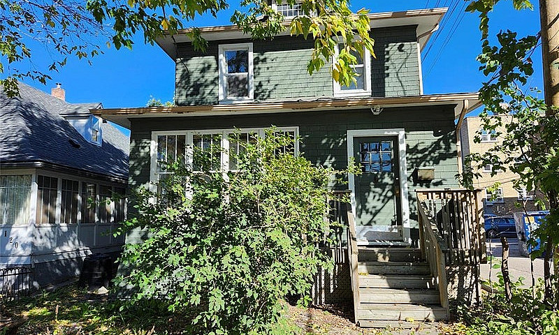 122 Pulford Street W...