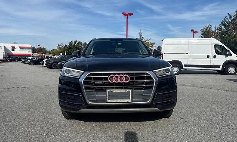 2018 Audi Q5 Komfort...
