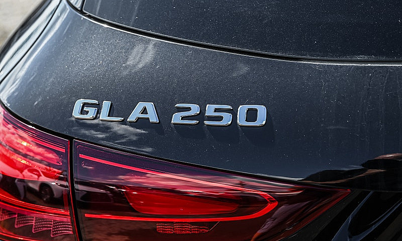 2026 Mercedes-Benz G...