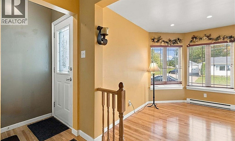 18 Lynwood Drive Mon...
