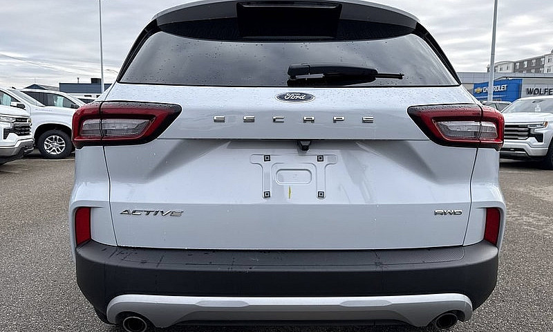 2025 Ford Escape Act...
