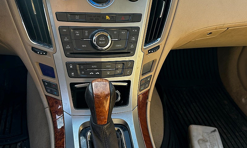 2008 Cadillac Cts 3....