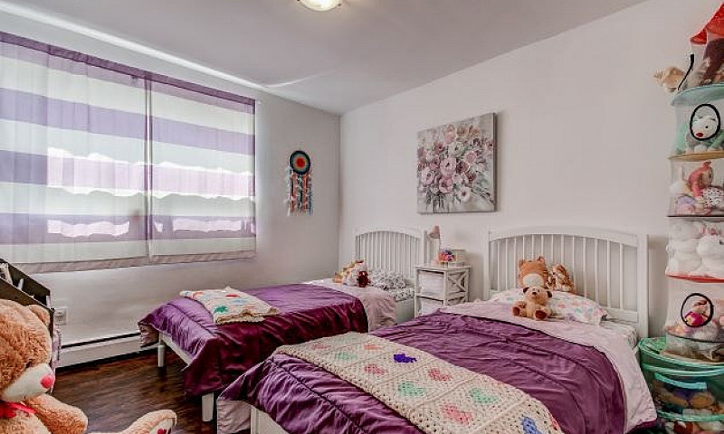2 Bedroom - Fully Re...