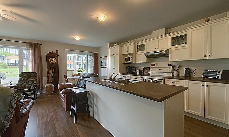 277 500$ - Condo À V...